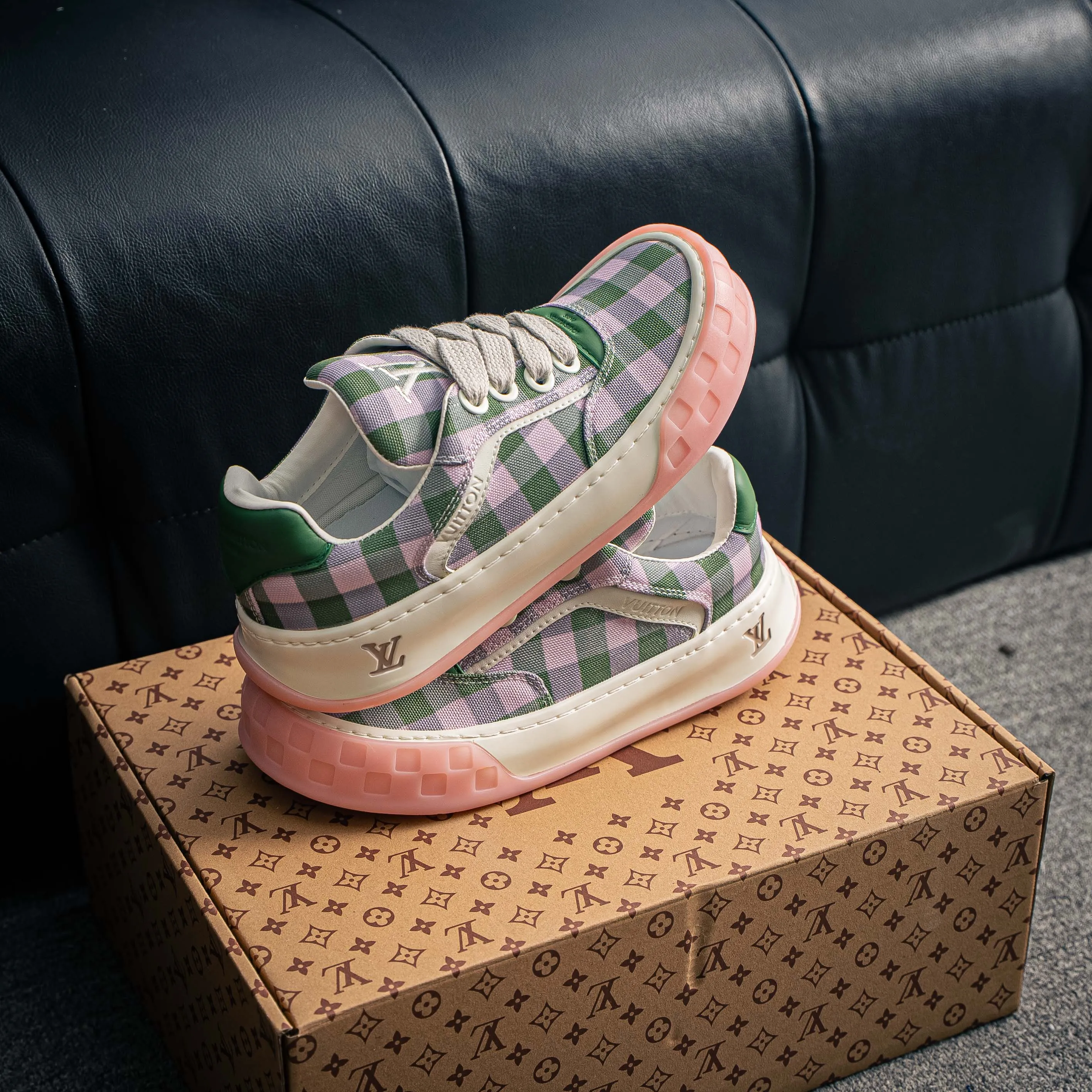 【YS 】 Premium -- LOUIS VUITTON Tilted Series｜2026 LV Tilted Low Sneakers Series Low-Top Retro